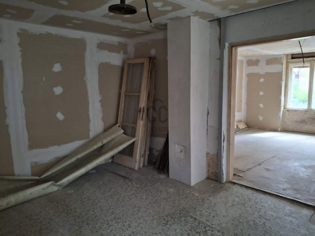 Eladó családi ház, Bakonyán 19.9 M Ft, 1 szobás