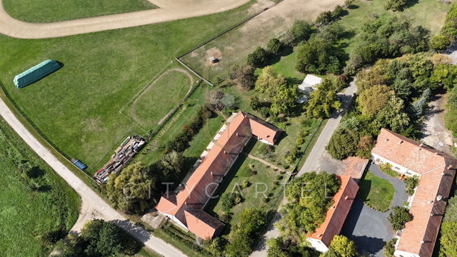 Eladó családi ház, Balatonlelleén 269 M Ft, 10 szobás