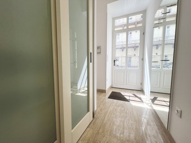 Eladó téglalakás, Budapesten, V. kerületben 170 M Ft, 3 szobás