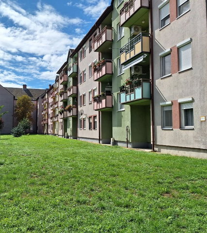 Eladó téglalakás, Keszthelyen 42.9 M Ft, 2 szobás