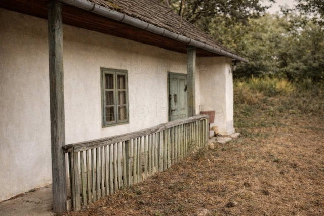 Eladó családi ház, Szápáron 27 M Ft, 2 szobás