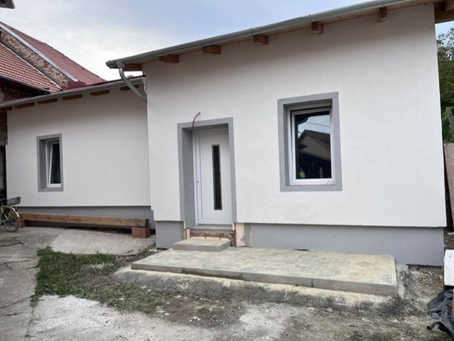 Eladó téglalakás, Szentgotthárdon 35.4 M Ft, 1 szobás