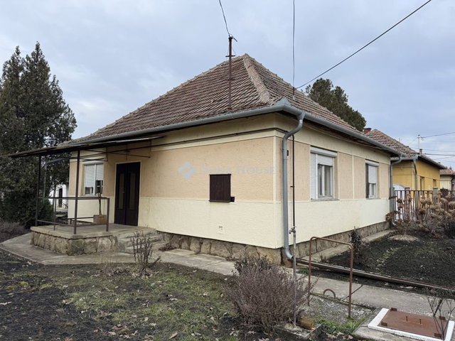 Eladó családi ház, Muronyon 12.9 M Ft, 2 szobás