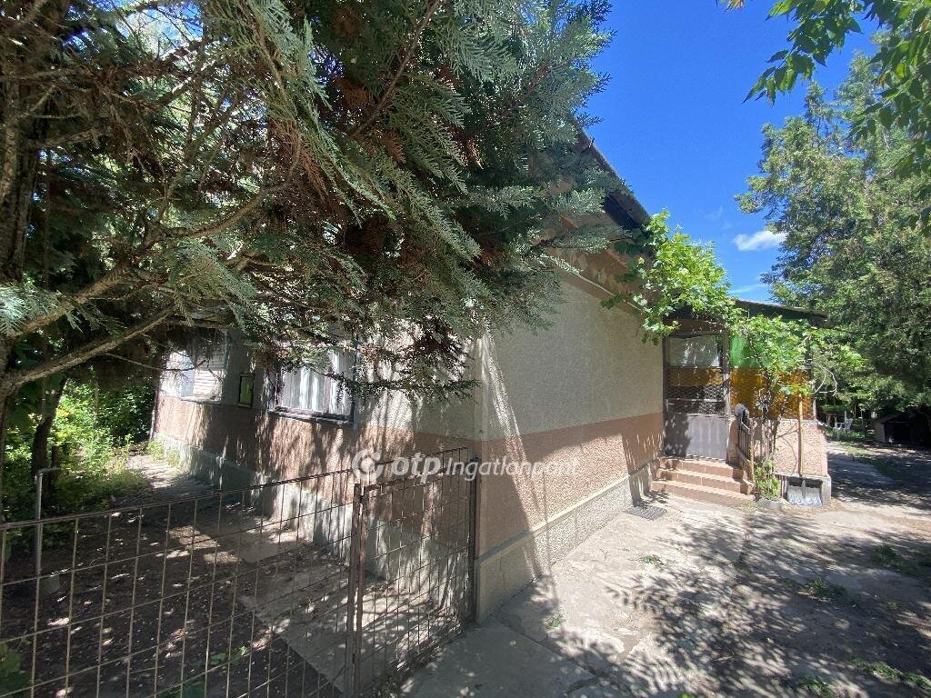 2 bed · 81m² · 49.900.000 ft