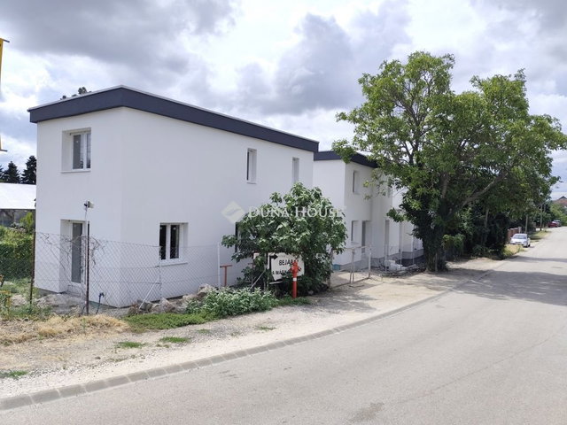 Eladó sorház, Érden 116 M Ft, 4 szobás / költözzbe.hu