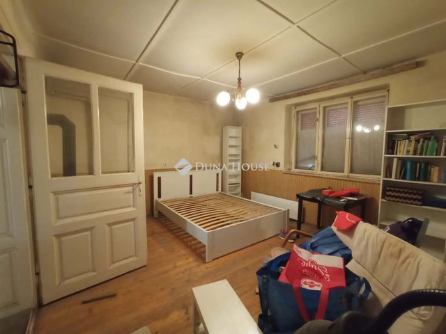 Eladó családi ház, Etyeken, Honvéd utcában 51 M Ft, 1 szobás
