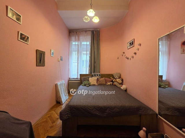 Eladó téglalakás, Budapesten, VIII. kerületben 121 M Ft