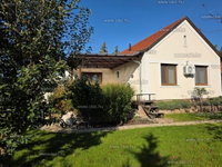 Eladó családi ház, Budakalászon 186.7 M Ft, 4 szobás