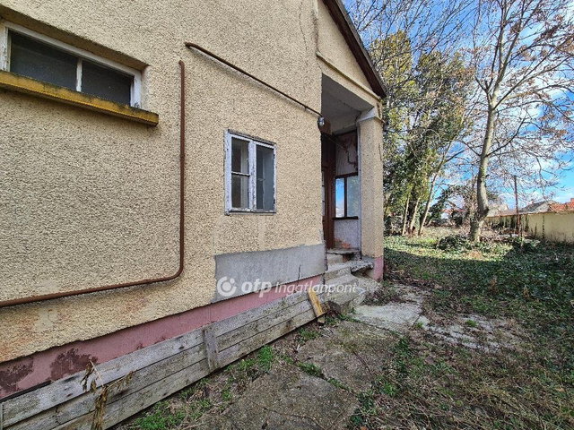 Eladó üzlethelyiség, Szentesen 25 M Ft / költözzbe.hu