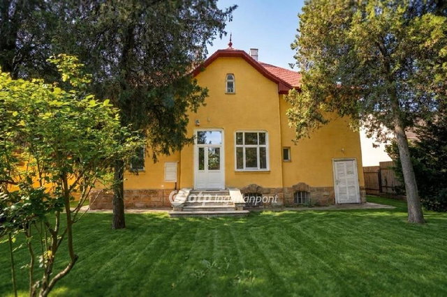 Eladó családi ház, Dunakeszin 139.9 M Ft, 4 szobás