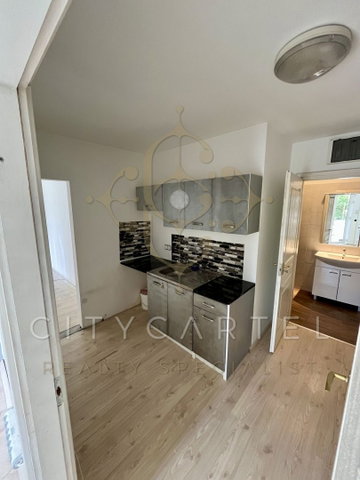 Eladó üzlethelyiség, Balatonlelleén 35.5 M Ft, 2 szobás