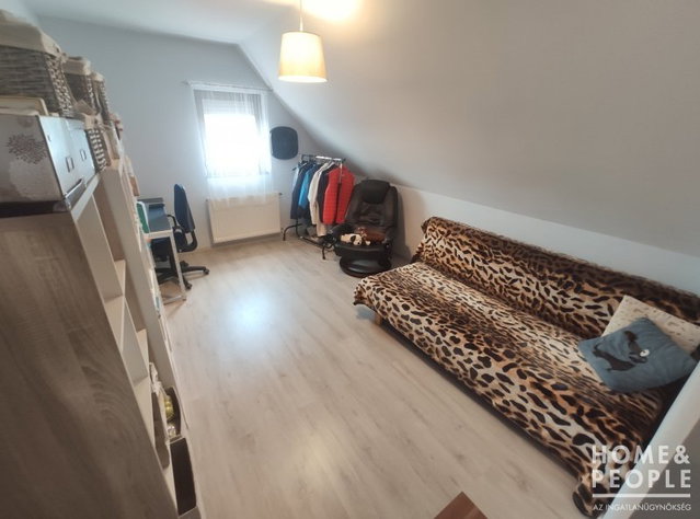 Eladó családi ház, Szatymazon 68 M Ft, 3 szobás
