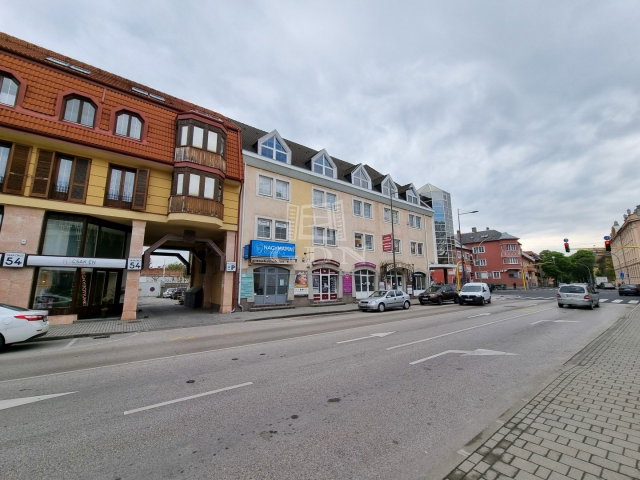Kiadó iroda, Székesfehérvárott 450 E Ft / hó, 3 szobás