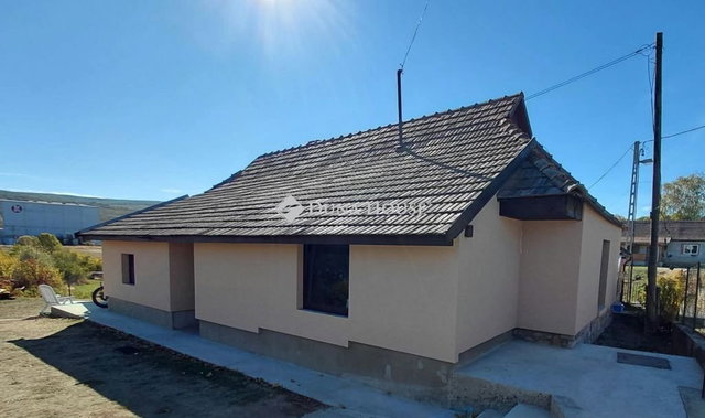 Eladó családi ház, Romhányon 29 M Ft, 3 szobás