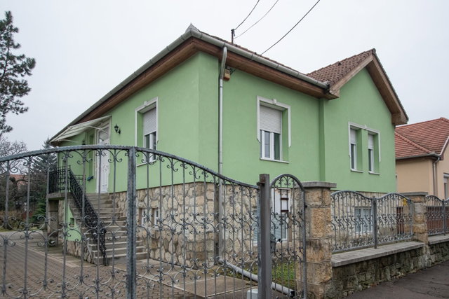 Eladó családi ház, Miskolcon 137 M Ft, 6 szobás