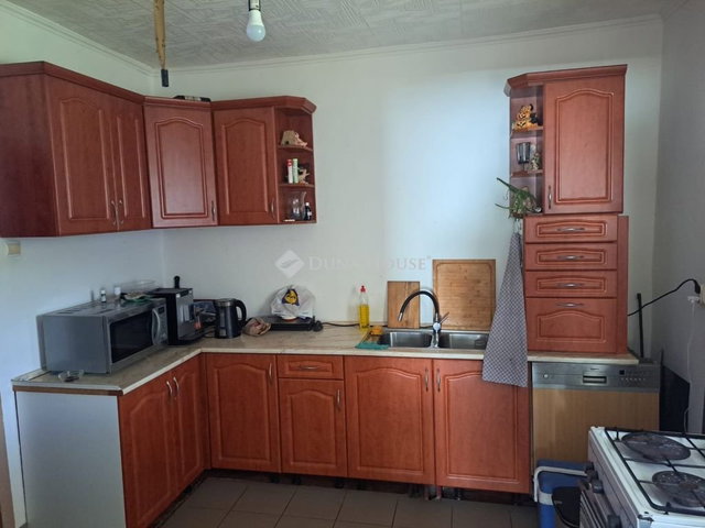 Eladó téglalakás, Hegyeshalomban 22.9 M Ft, 1 szobás