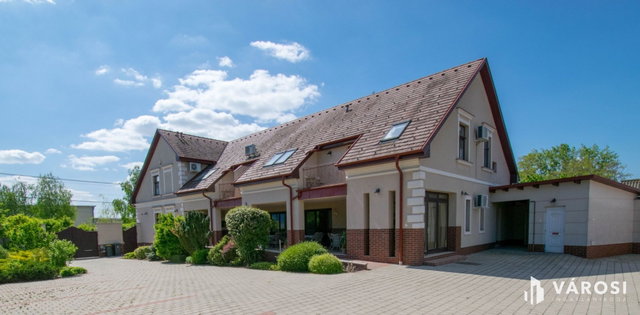 Eladó hotel, Dunapatajon 250 M Ft, 6 szobás / költözzbe.hu