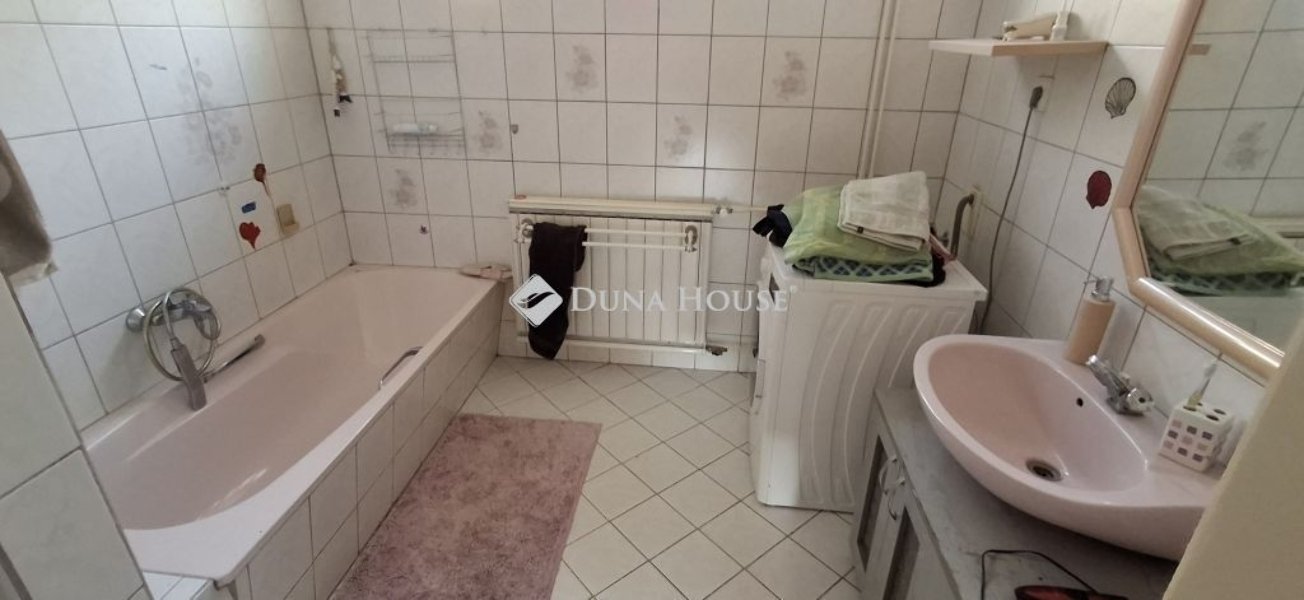 5 bed · 105m² · 109.900.000 ft