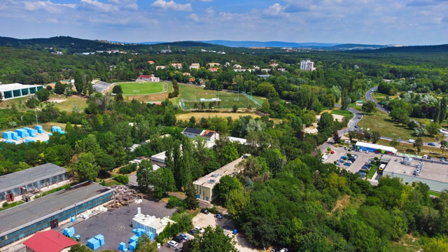 Eladó ipari ingatlan, Balatonfűzfőn 135 M Ft