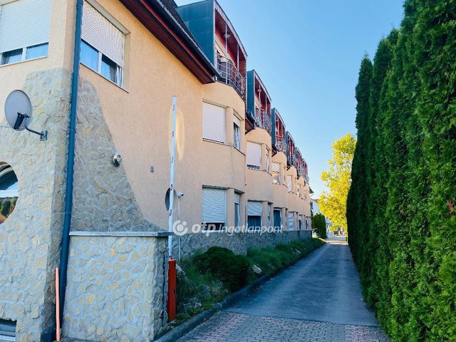 Eladó hotel, Hajdúszoboszlón 990 M Ft / költözzbe.hu