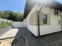 Eladó ikerház, Pécelen 122.9 M Ft, 4 szobás