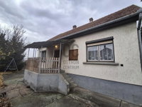 Eladó családi ház, Tápiószelén 30 M Ft, 2 szobás