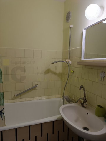 Kiadó panellakás, albérlet, Szegeden 140 E Ft / hó, 1 szobás
