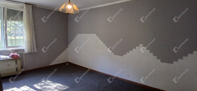 Eladó téglalakás, Zalaegerszegen 27.9 M Ft, 1 szobás