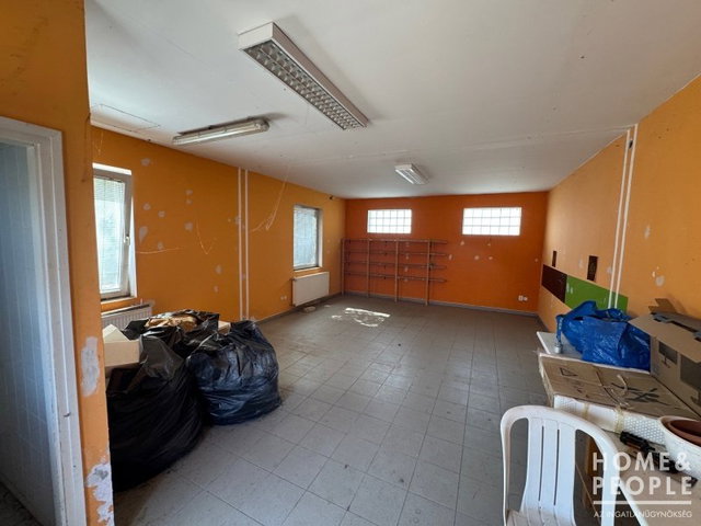 Eladó ipari ingatlan, Deszken 49.9 M Ft, 2 szobás