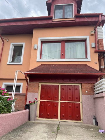 Eladó családi ház, Miskolcon 89.9 M Ft, 4 szobás