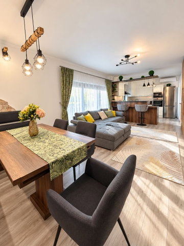Kiadó családi ház, albérlet, Debrecenben 650 E Ft / hó