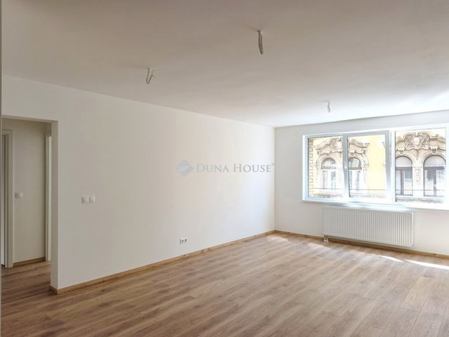 Eladó téglalakás, Budapesten, VI. kerületben 99 M Ft, 3 szobás