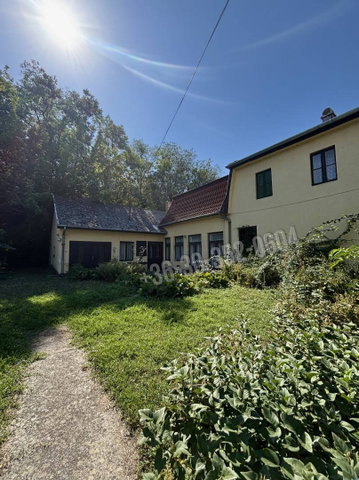 Eladó családi ház, Zamárdiban 84.99 M Ft, 3+3 szobás