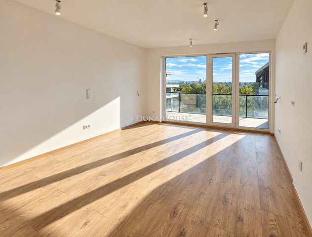 Eladó téglalakás, Budapesten, III. kerületben 72.9 M Ft