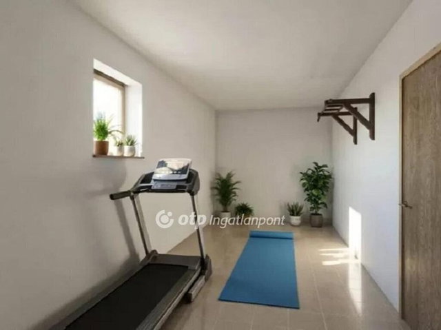 Eladó családi ház, Ürömön 300 M Ft, 5 szobás