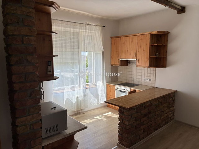 Eladó téglalakás, Mosonmagyaróváron 36.9 M Ft, 2 szobás