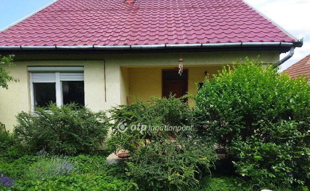 Eladó családi ház, Mátraszőlősön 33 M Ft, 4 szobás