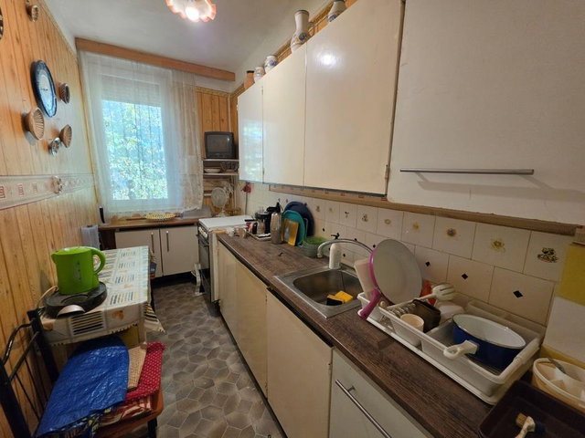 Eladó téglalakás, Kaposváron, Arany János utcában 27 M Ft