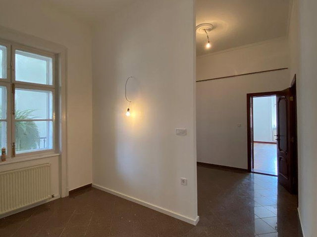 Eladó téglalakás, Mosonmagyaróváron 39.9 M Ft, 1 szobás