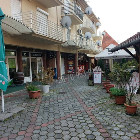 Eladó téglalakás, Hévízen 69 M Ft, 2 szobás