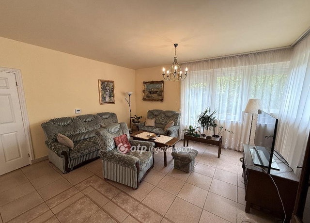 Eladó családi ház, Budaörsön 229 M Ft, 4 szobás