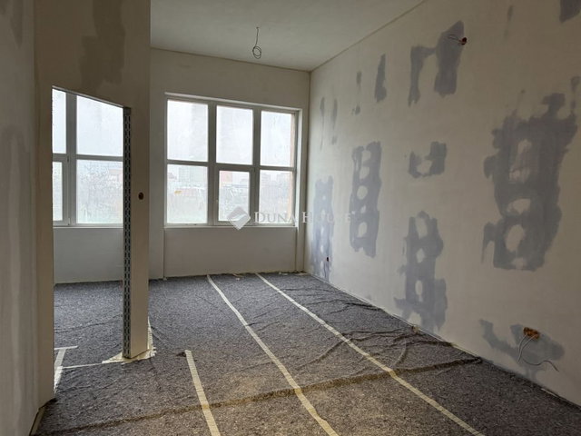 Eladó téglalakás, Budapesten, XXI. kerületben 27.5 M Ft