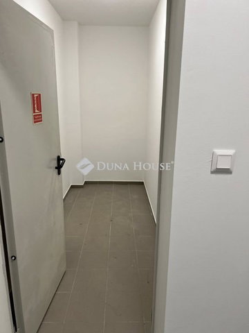 Eladó ipari ingatlan, Répcelakon 6.9 M Ft / költözzbe.hu