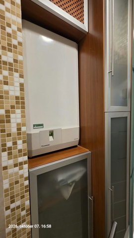 Eladó téglalakás, Debrecenben, Izsó utcában 92 M Ft, 3 szobás