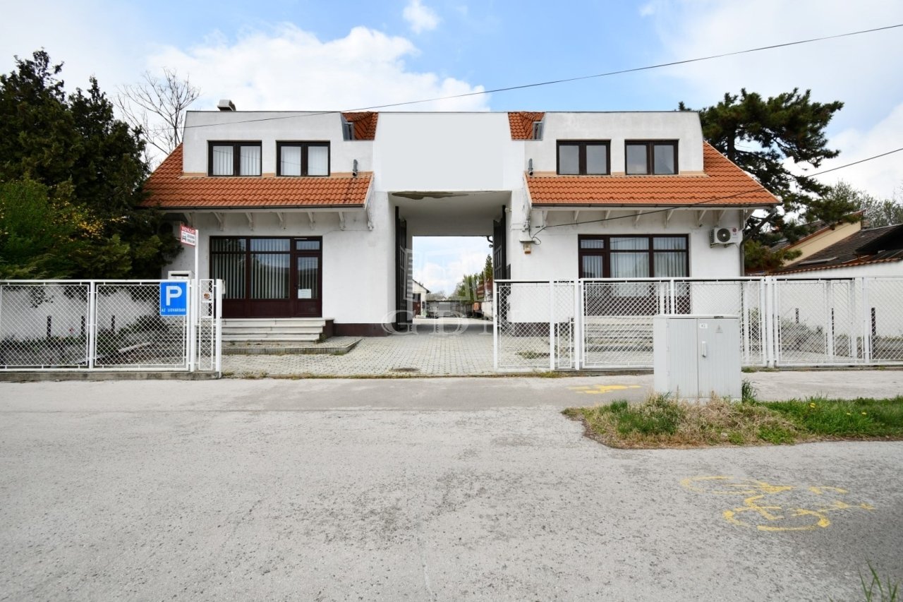 4 bed · 120m² · 250.000 ft
