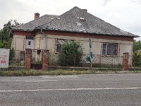 Eladó családi ház, Pécsett 0.05 M Ft, 4 szobás