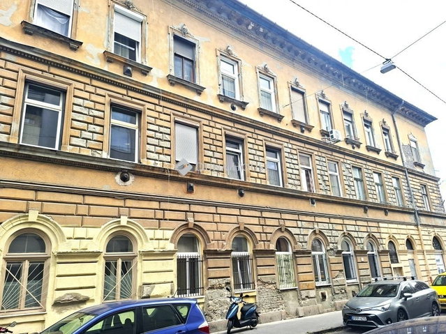 Eladó téglalakás, Budapesten, VIII. kerületben 45 M Ft