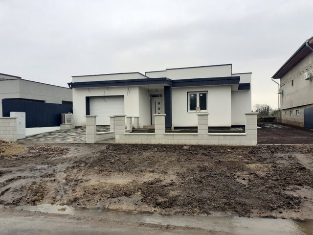 Eladó családi ház, Nyíregyházán 60 M Ft, 3 szobás