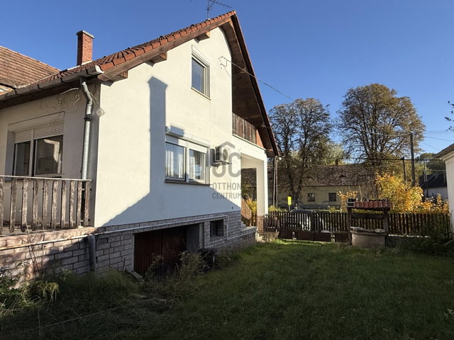 Eladó családi ház, Lovászpatonán 44.99 M Ft, 4 szobás