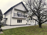 Eladó családi ház, Hévízen 119.9 M Ft, 4 szobás